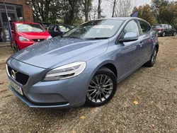 Blue Used 2016 Volvo V40 Momentum Estate | £9,295 (Fair price)