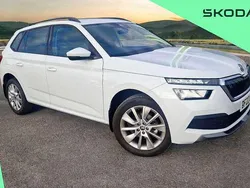 Moon white metallic Used 2022 Skoda Kamiq SE Drive SUV | £16,000 (Fair price)