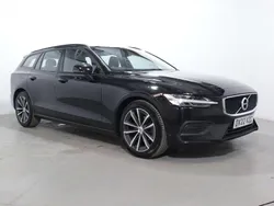 Black Used 2022 Volvo V60 Momentum Estate | £16,417