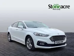 White Used 2019 Ford Mondeo Zetec Hatchback | £9,290 (Good price)