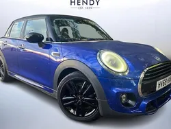 Used 2021 Mini Cooper Hatch Hatchback | £12,999 (Fair price)