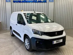 White Used 2019 Peugeot Partner MPV | £5,495 (Good price)