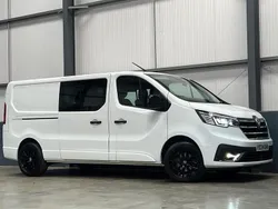 White Used 2024 Renault Trafic Van | £25,991 (A bit pricey)