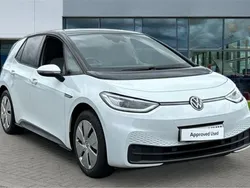 White Used 2022 VW ID.3 Pro Performance Hatchback | £16,634 (Fair price)