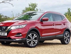 Red Used 2018 Nissan Qashqai N-Connecta SUV | £8,450 (Good price)