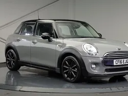 Grey Used 2016 Mini Cooper Hatch Hatchback | £9,750 (Good price)