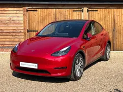 Red Used 2022 Tesla Model Y Long Range SUV | £26,995 (Fair price)