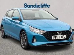 Turquoise Used 2022 Hyundai i20 SE Hatchback | £13,000 (Fair price)