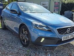 Blue Used 2015 Volvo V40 CC Estate | £5,995 (Good price)