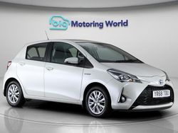 White Used 2018 Toyota Yaris Hybrid Hatchback | £11,000 (Fair price)