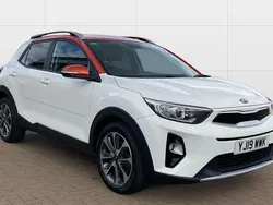 White Used 2019 Kia Stonic SUV | £9,548 (Fair price)
