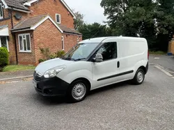 White Used 2016 Vauxhall Combo MPV | £4,750 (A bit pricey)