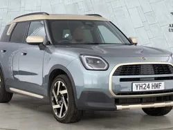 Green Used 2024 Mini Countryman SUV | £33,500 (A bit pricey)