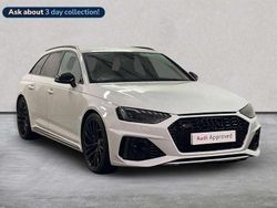 White Used 2023 Audi RS4 Design Estate | £65,462 (Fair price)