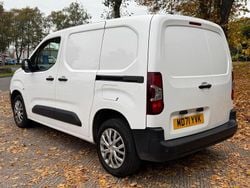 White Used 2022 Citroën Berlingo MPV | £10,995 (Fair price)