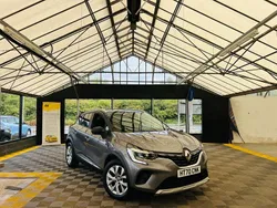 Grey and black Used 2021 Renault Captur Iconic SUV | £10,795 (Fair price)