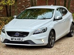White Used 2014 Volvo V40 R-Design Estate | £6,495 (Good price)