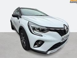 White/black Used 2022 Renault Captur Techno SUV | £15,895