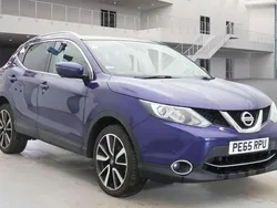 Blue Used 2015 Nissan Qashqai Tekna SUV | £6,499 (A bit pricey)