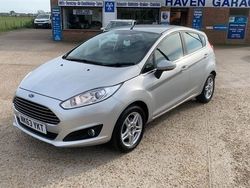 Silver Used 2013 Ford Fiesta Zetec Hatchback | £6,250 (Expensive)