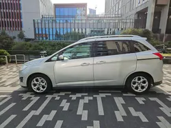 Silver Used 2011 Ford Grand C-Max Zetec MPV | £2,550 (Good price)