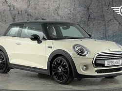White Used 2019 Mini Cooper Exclusive Hatchback | £16,850 (Fair price)