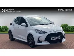 White Used 2023 Toyota Yaris Hybrid Design Hatchback | £16,496 (Good price)