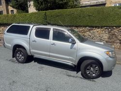 Silver Used 2007 Toyota HiLux Pickup | £3,995 (Good price)