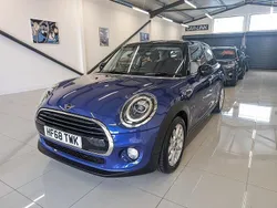 Blue Used 2018 Mini Cooper Hatch Hatchback | £11,595 (Good price)