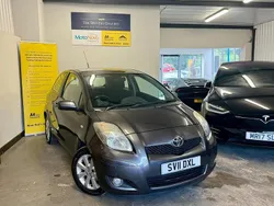 Grey Used 2011 Toyota Yaris Hatchback | £1,995 (Good price)