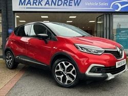 Blue/black Used 2019 Renault Captur GT-Line SUV | £8,495 (Fair price)