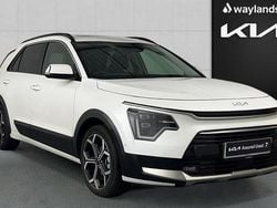 White Used 2023 Kia Niro 4 SUV | £24,440 (Fair price)