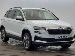 Moon white metallic Used 2024 Skoda Karoq SE Drive SUV | £22,995 (Fair price)