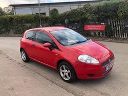 Red Used 2009 Fiat Grande Punto Active Hatchback | £1,290