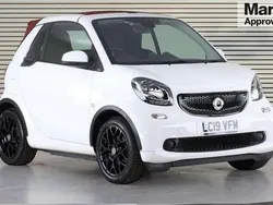 White Used 2019 Smart ForTwo Cabrio Premium Cabriolet | £10,504 (Fair price)
