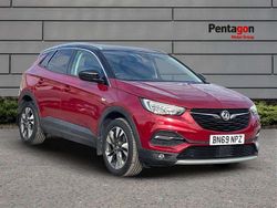 Red Used 2020 Vauxhall Grandland X SRi SUV | £13,495 (Fair price)