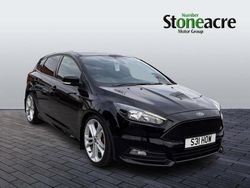 Black Used 2016 Ford Focus ST Hatchback | £12,675 (Fair price)