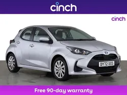 Silver Used 2022 Toyota Yaris Hybrid Hatchback | £15,999 (Good price)