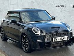 Black Used 2023 Mini Cooper S Hatch Hatchback | £23,875 (Fair price)