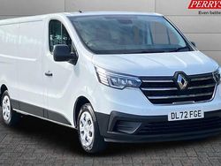 Used 2022 Renault Trafic Business Van | £18,588 (Expensive)