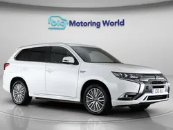 White Used 2018 Mitsubishi Outlander P-HEV Estate | £13,500 (Fair price)