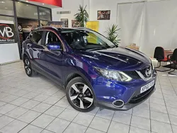 Blue Used 2016 Nissan Qashqai N-Connecta SUV | £7,993 (Good price)