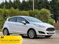White Used 2015 Ford Fiesta Titanium Hatchback | £3,690 (Fair price)