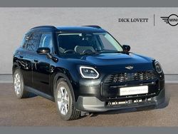 Black Used 2024 Mini Countryman Classic SUV | £27,995 (Fair price)