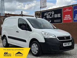 White Used 2017 Peugeot Partner MPV | £5,990 (Fair price)