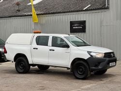 White Used 2019 Toyota HiLux Active Pickup | £14,490 (Good price)
