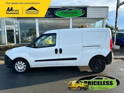White Used 2016 Vauxhall Combo MPV | £4,995 (A bit pricey)
