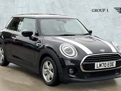 Black Used 2020 Mini Cooper Classic Hatchback | £17,695 (Fair price)
