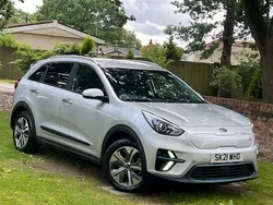 Silver Used 2021 Kia Niro 2 SUV | £12,995 (Good price)