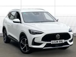 White Used 2024 MG HS SE SUV | £17,645 (Fair price)